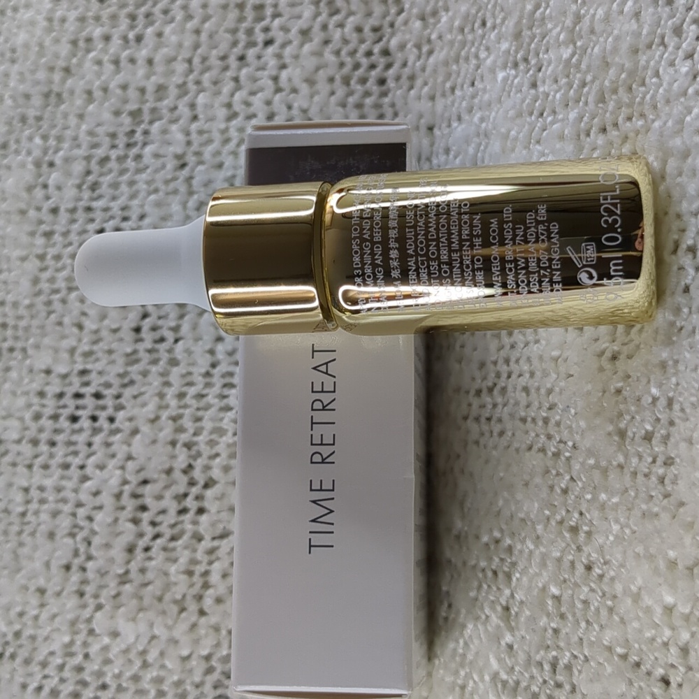 EVE LOM Radiance Repair Retinol Serum, 9.5ml/0.32fl oz - Picture 6 of 9